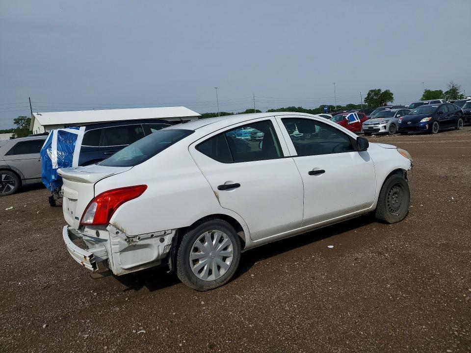 2013 Nissan Versa 1.6 s