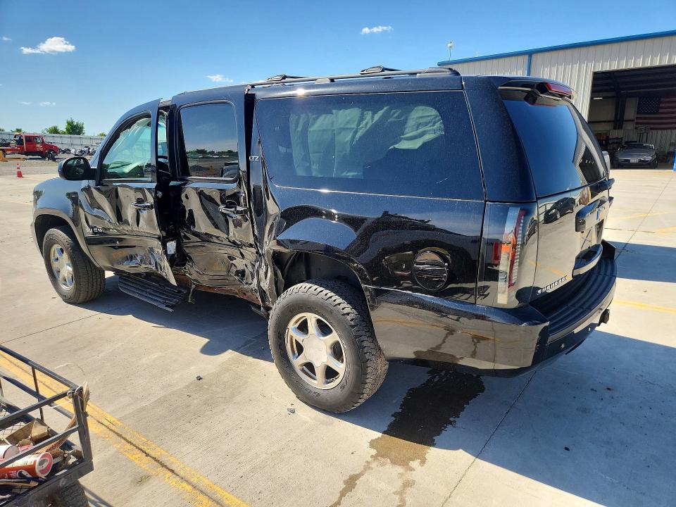 2014 Chevrolet Suburban K1500 lt