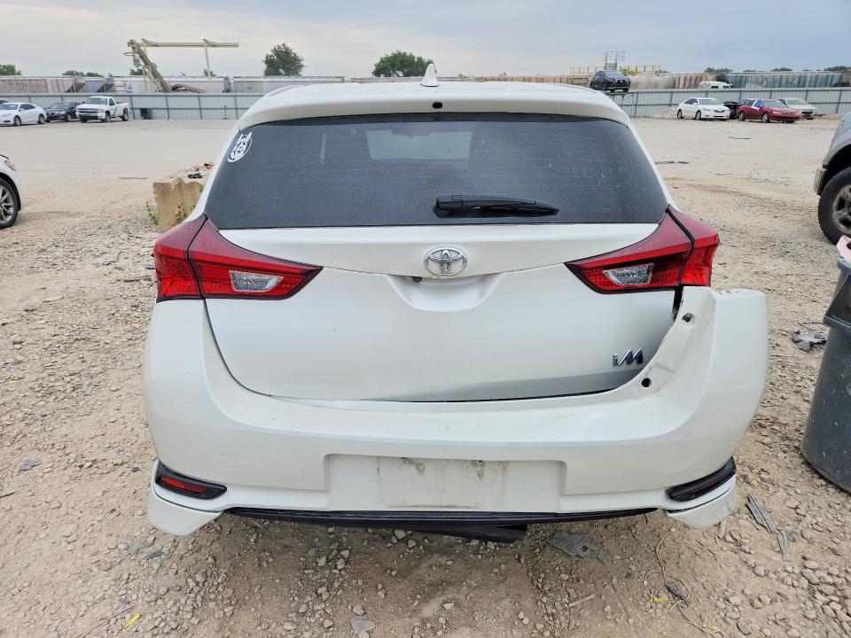 2018 Toyota Corolla im Base