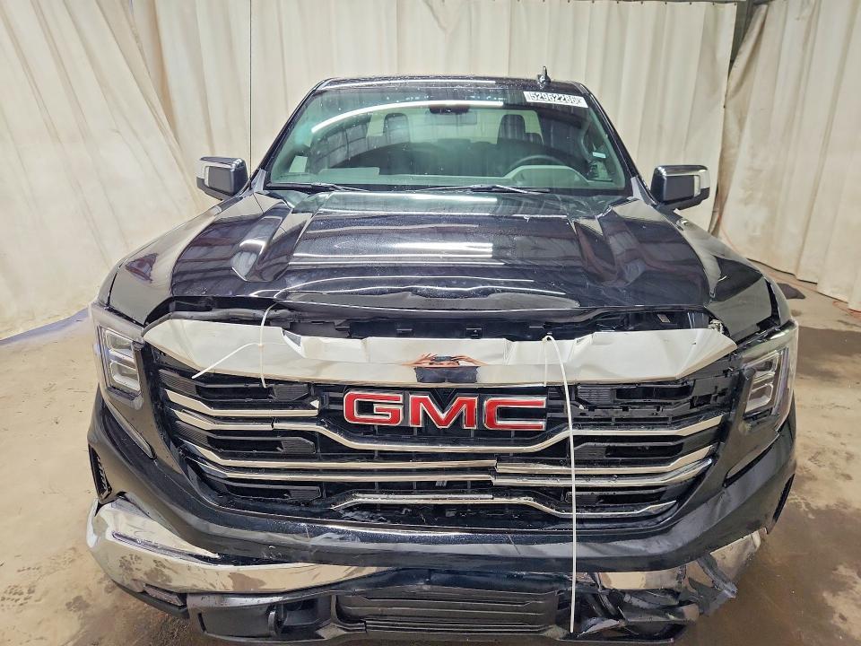 2026 GMC Sierra K1500 SLT
