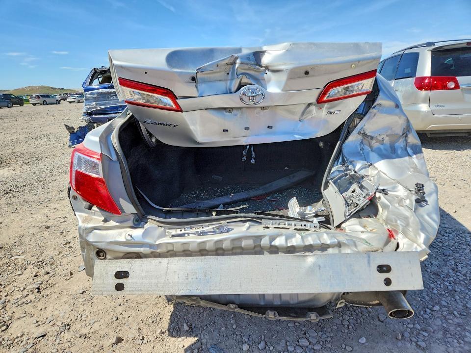 2014 Toyota Camry se