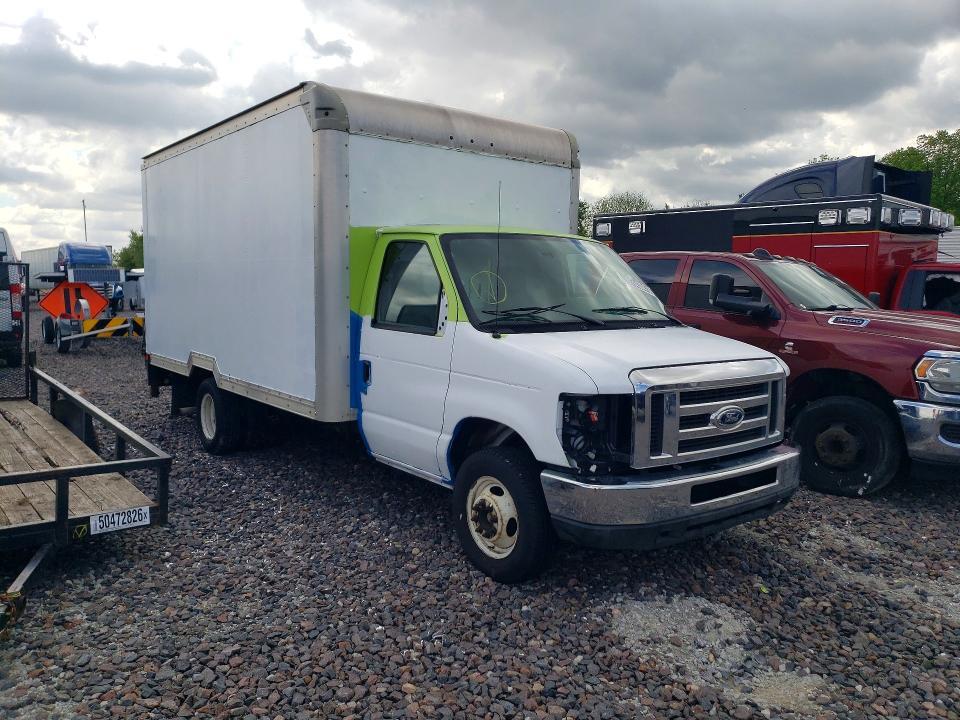 2019 Ford E350 BOX Truck