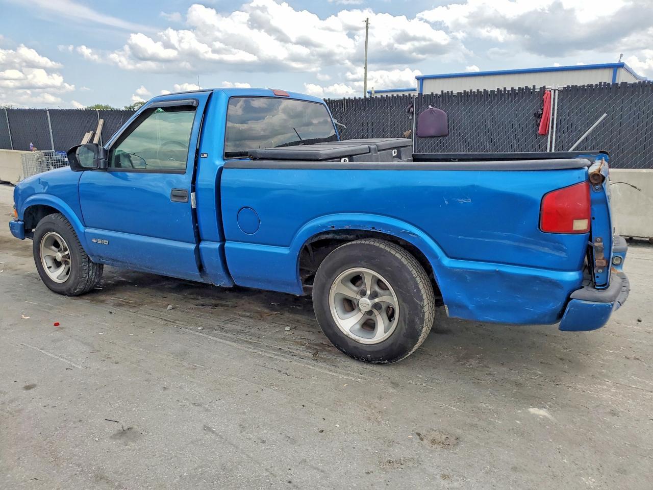 2000 Chevrolet S Truck S10