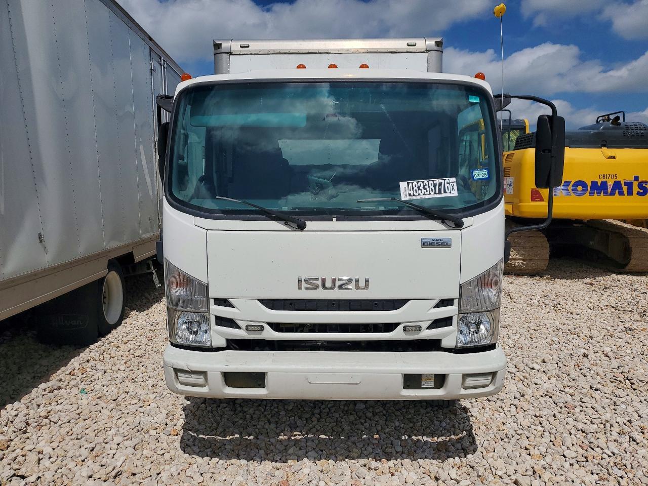 2018 Isuzu NQR BOX Truck