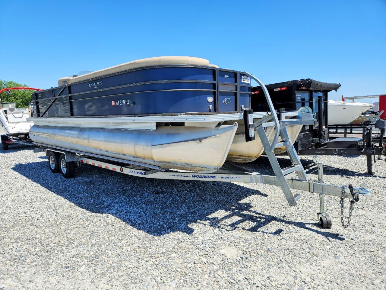 2017 Crest-Maurell Products Boat