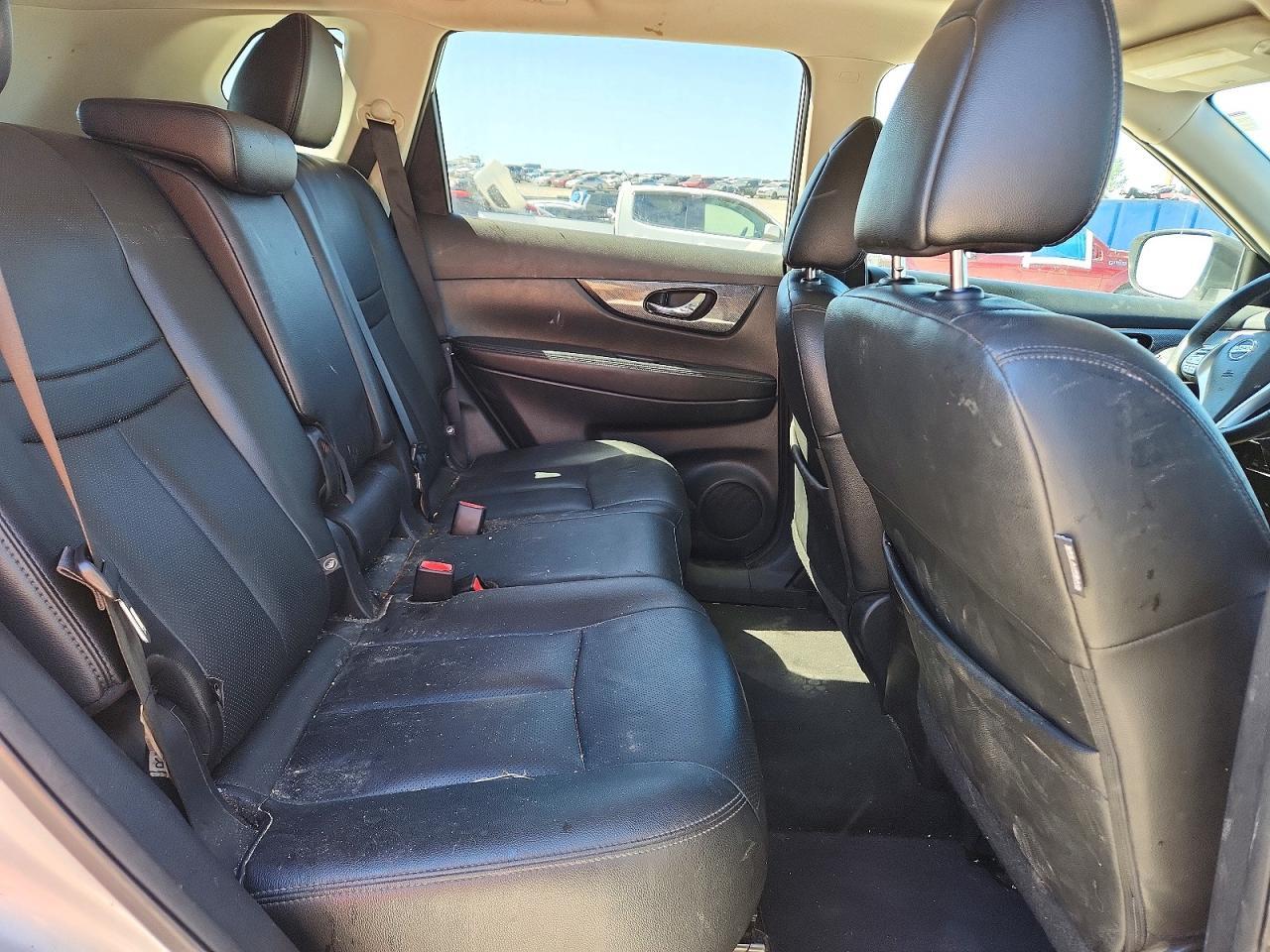 2016 Nissan Rogue sl
