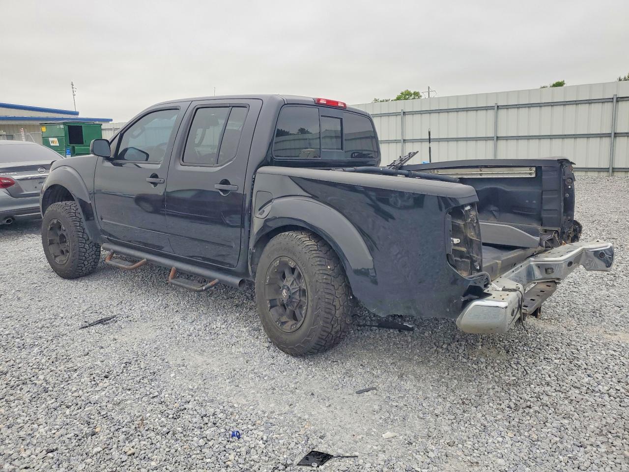 2017 Nissan Frontier SV