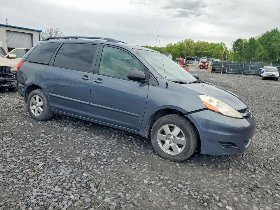 2008 Toyota Sienna le 7-passenger