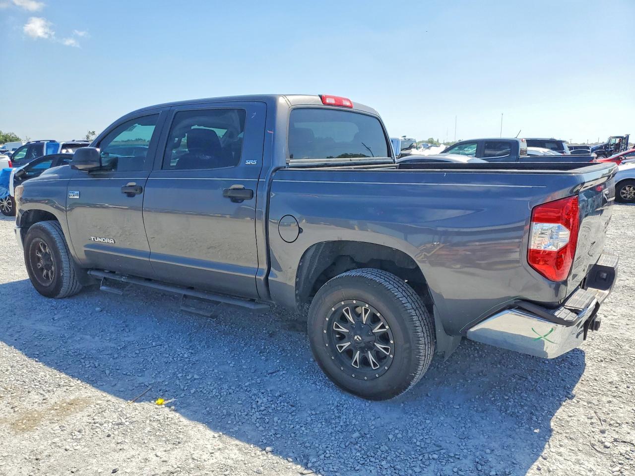 2018 Toyota Tundra Crewmax SR5