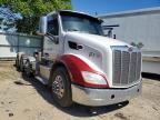 2017 Peterbilt 579 Semi Truck