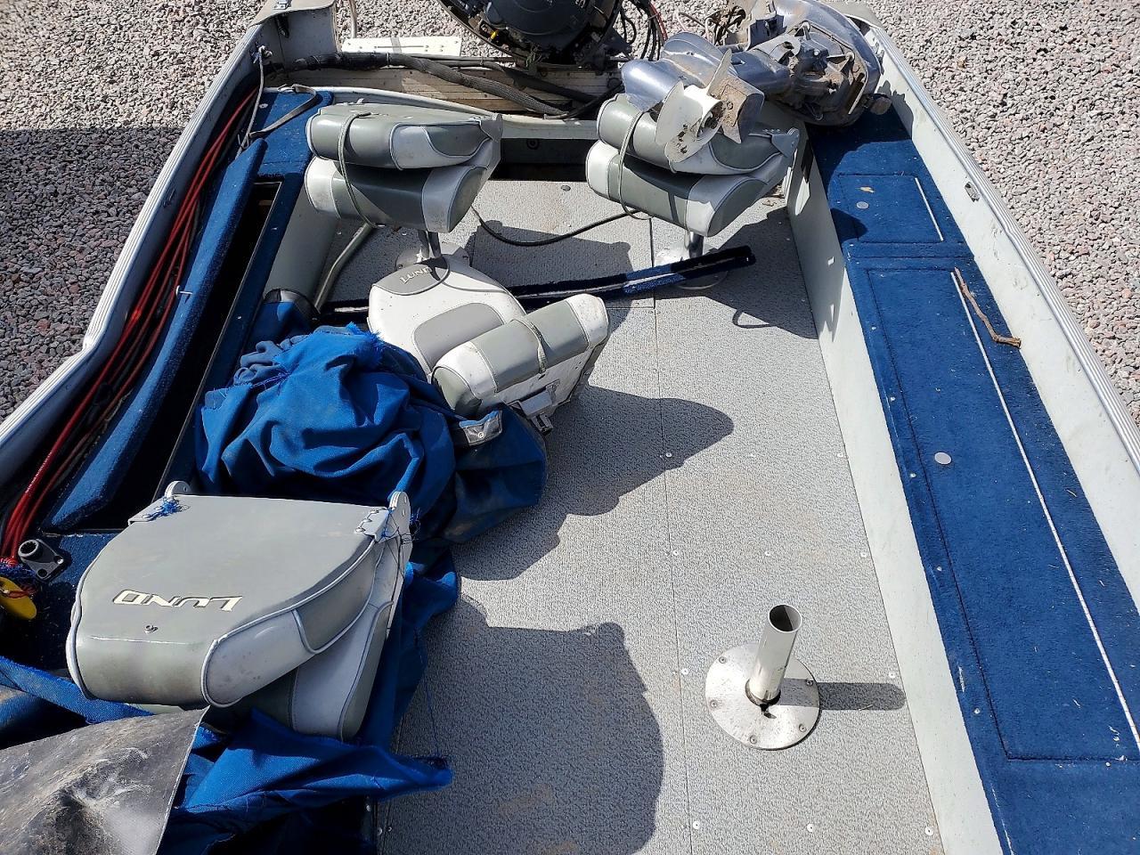 2001 Lund Boat Trlr