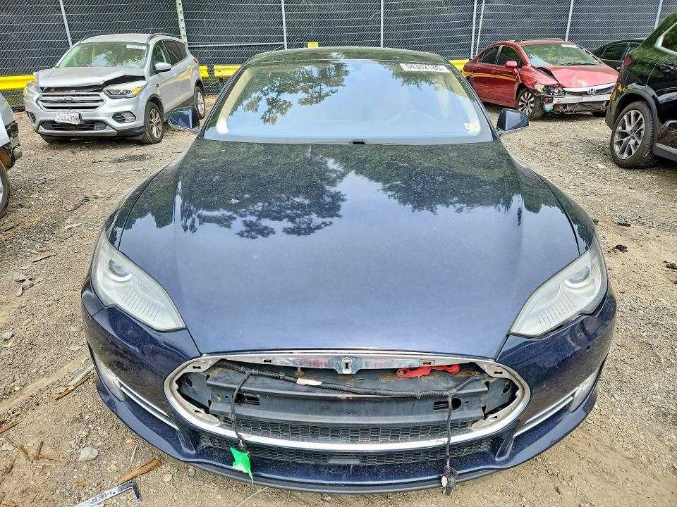 2015 Tesla Model s 85D