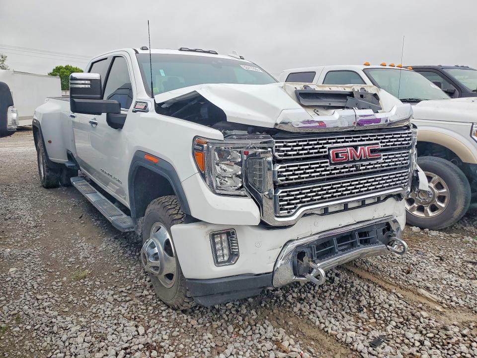 2020 GMC Sierra K3500 Denali
