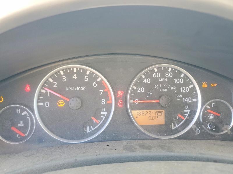 2005 Nissan Pathfinder xe
