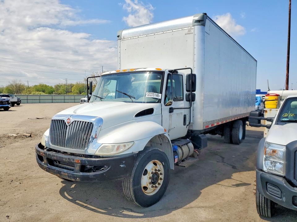 2017 International 4300 BOX Truck