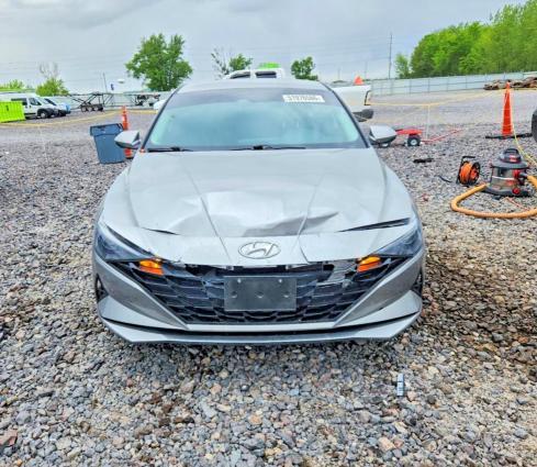 2021 Hyundai Elantra se