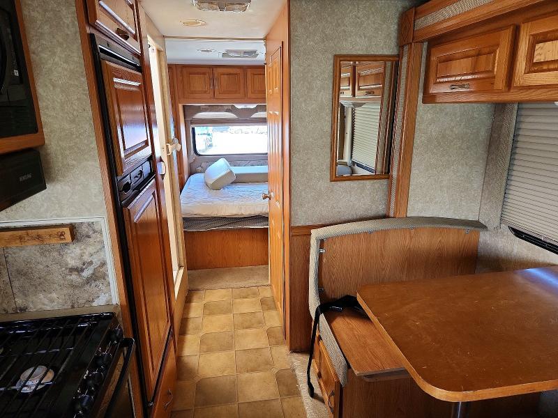 2006 Ford E450 Camper