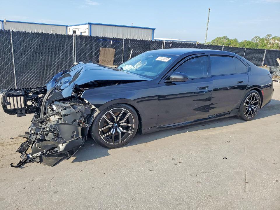 2023 BMW 740 i