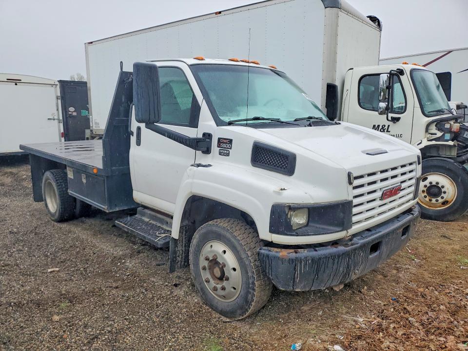 2008 GMC C5500 Flatbed Truck