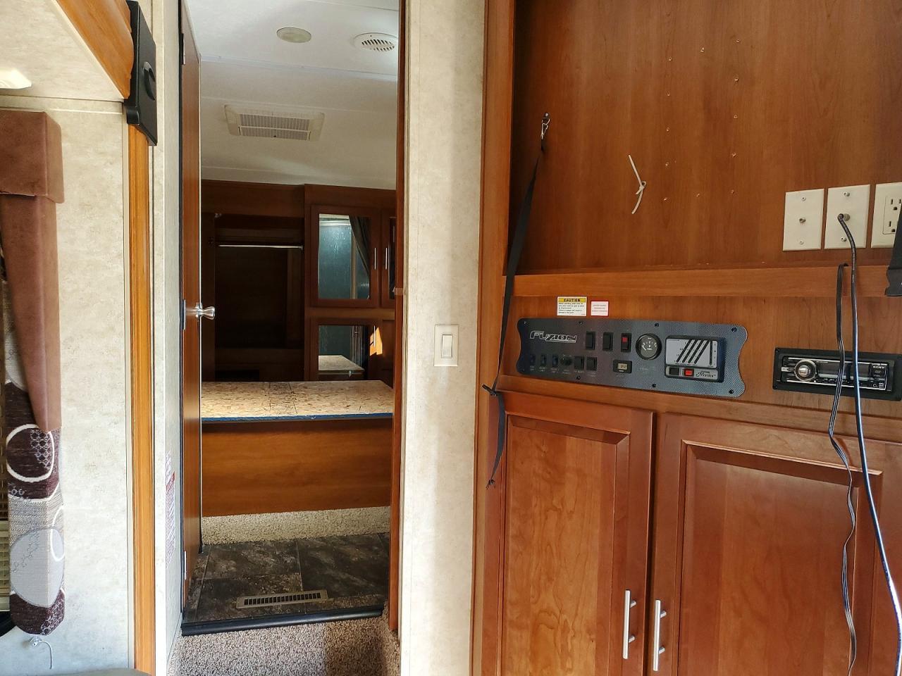 2012 Keystone Fuzion