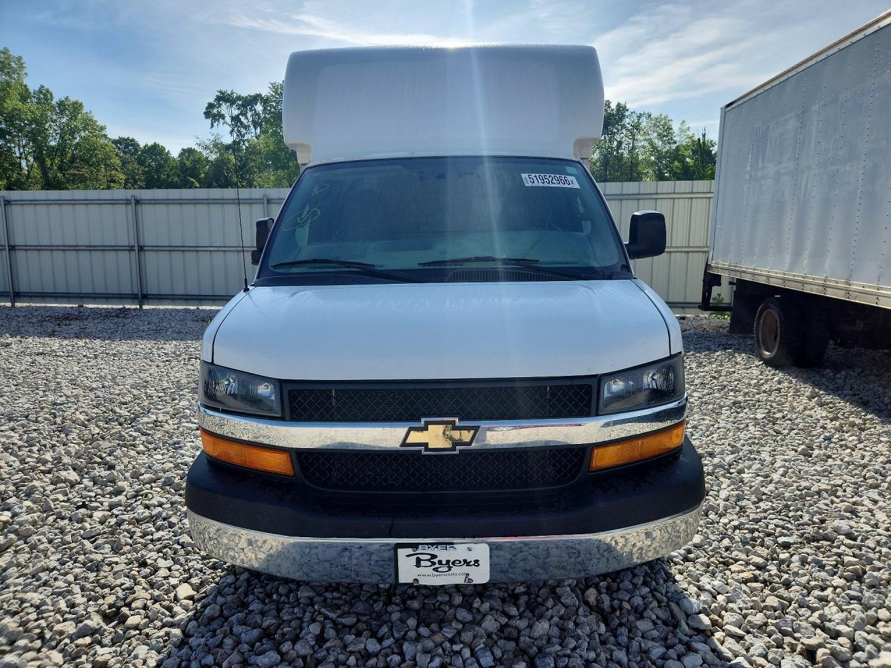 2020 Chevrolet Express Delivery Truck