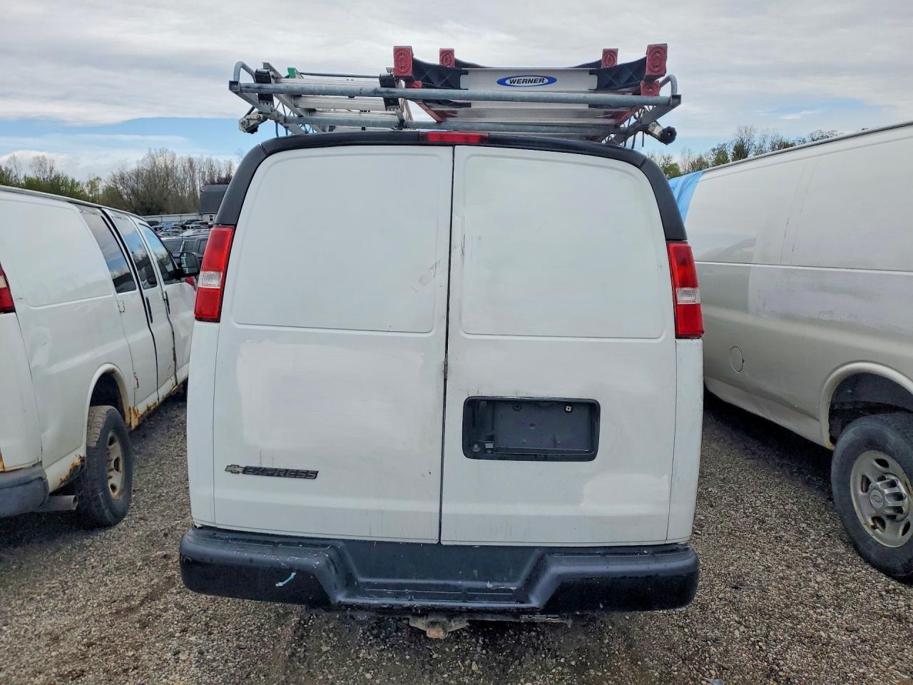 2019 Chevrolet Express 2500 Cargo Utility / Service Van