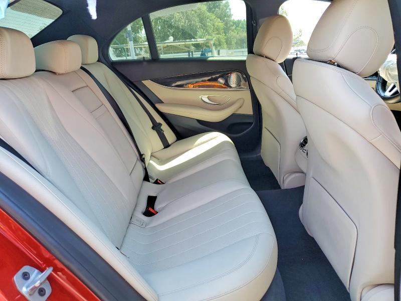 2019 Mercedes-Benz E 300