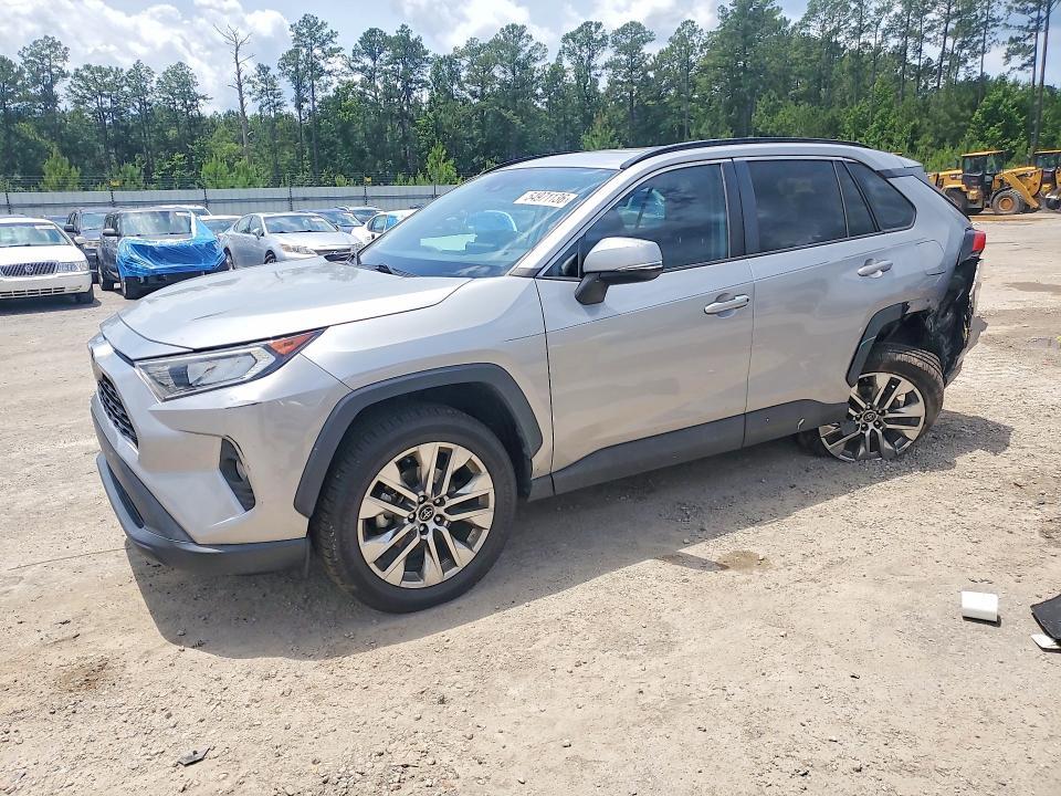 2021 Toyota Rav4 xle Premium