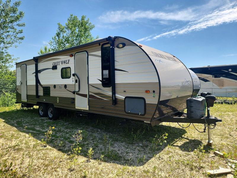 2016 Foresriver 2016 Forest River Grey Wolf Camper