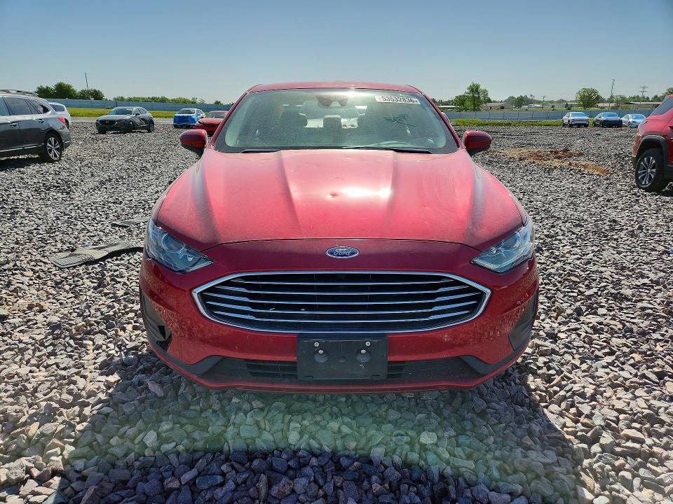2020 Ford Fusion se