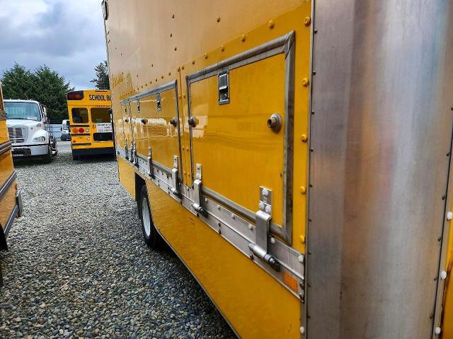 2011 GMC Savana BOX Truck