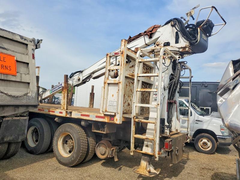 2016 International 7600 Crane Truck