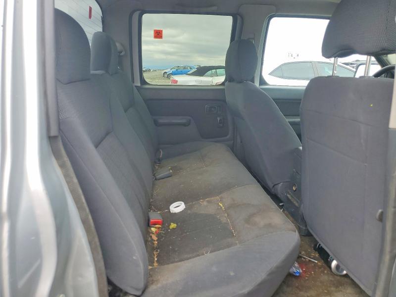 2002 Nissan Frontier Crew Cab SC