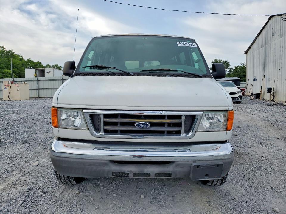 2006 Ford Econoline E350 Super Duty Wagon