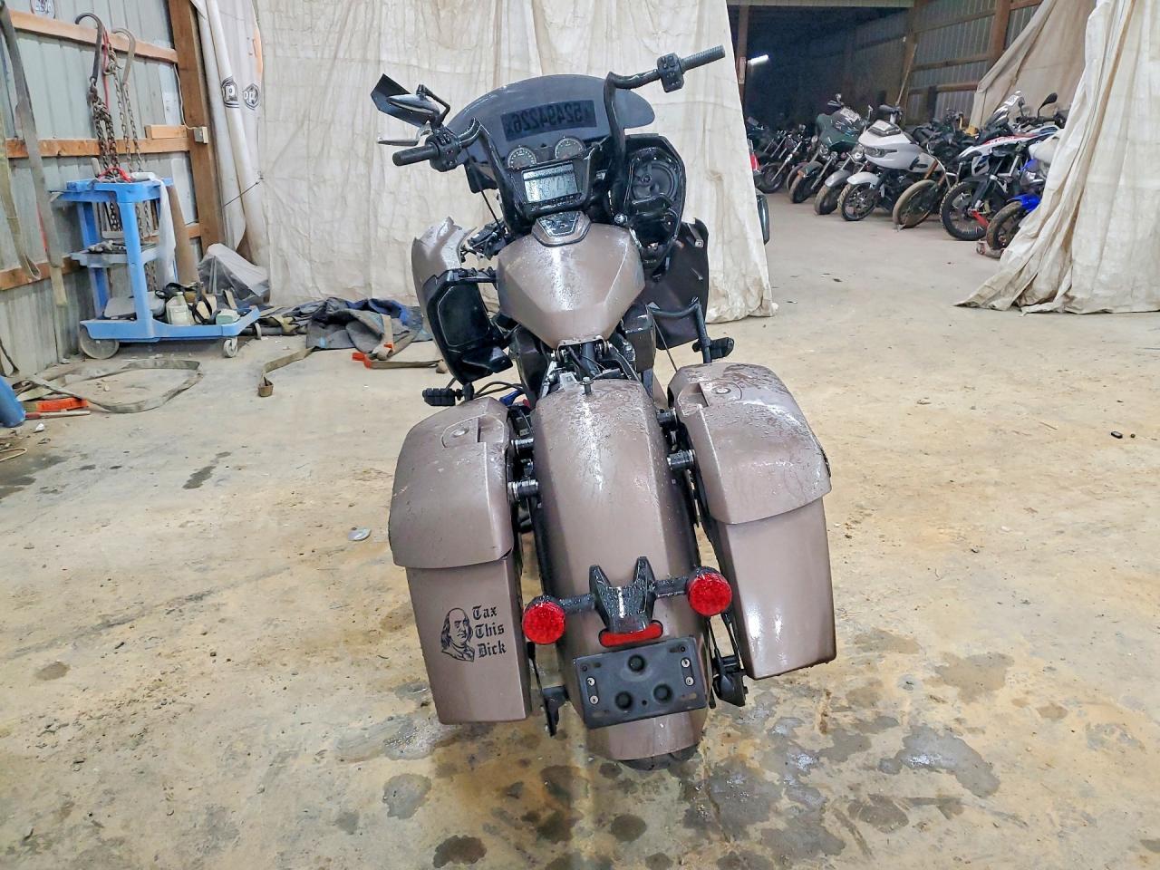 2021 Indian Motorcycle Co. Challenger Dark Horse