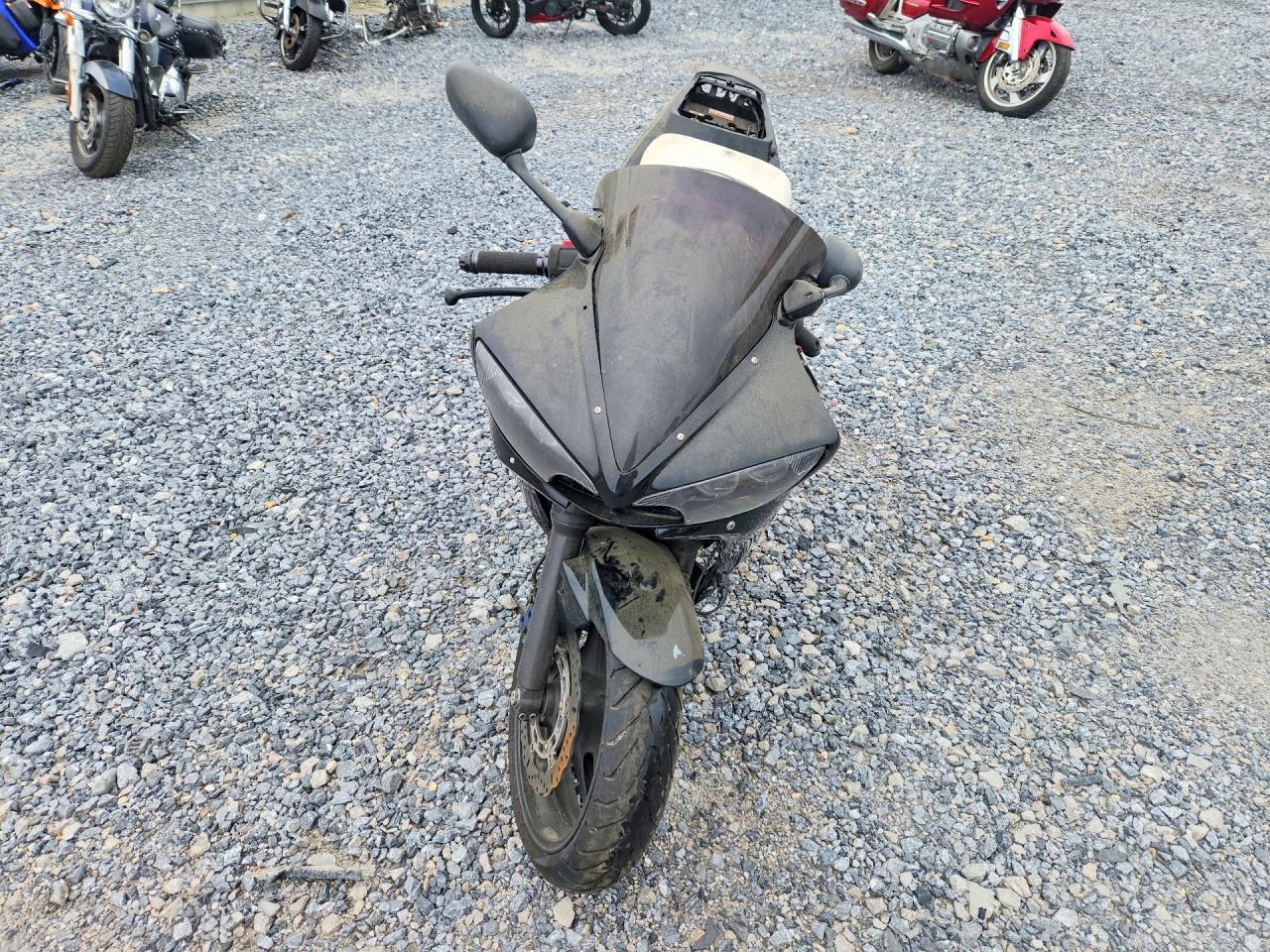 2004 Yamaha YZFR6 L