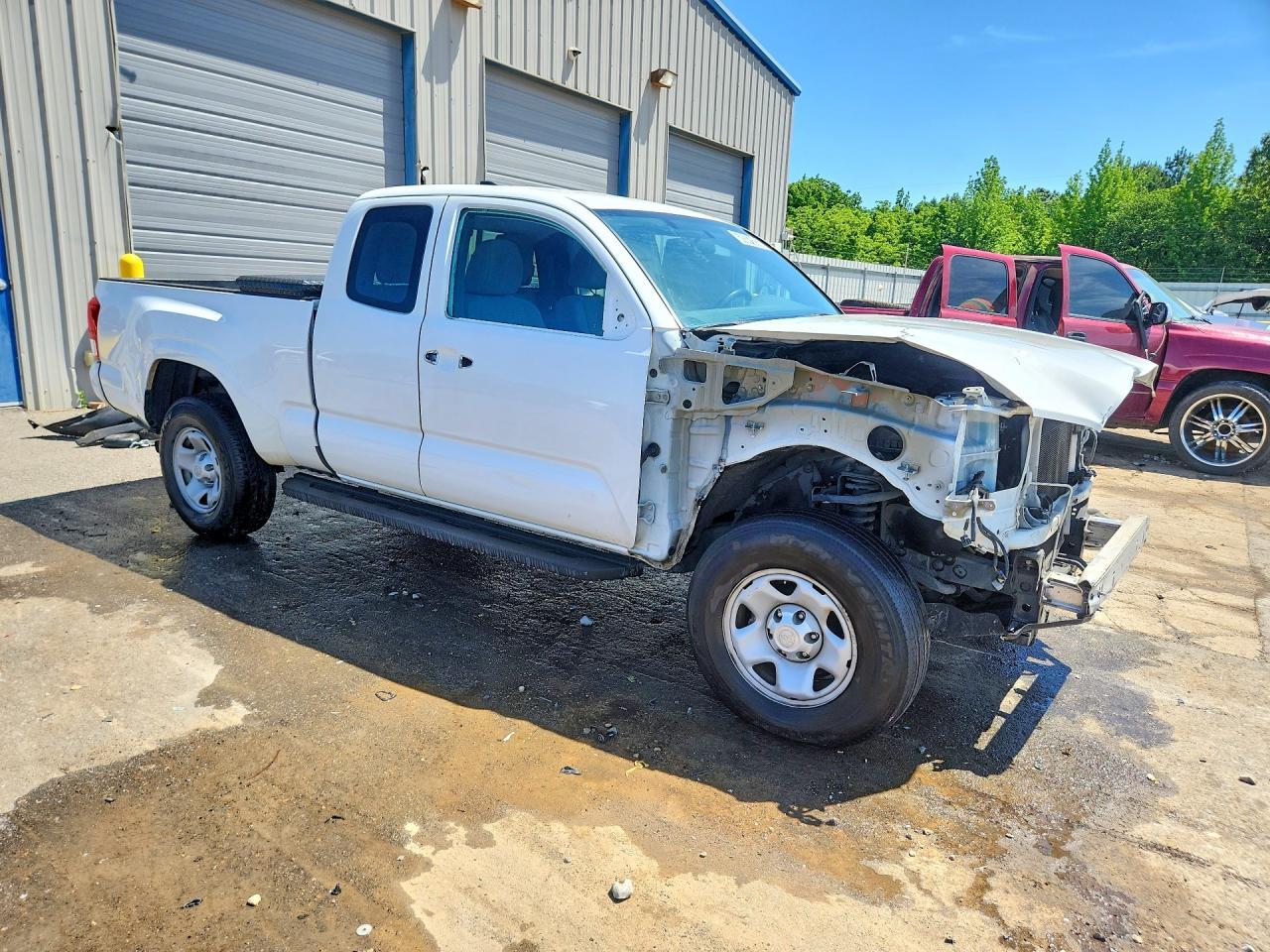 2017 Toyota Tacoma SR