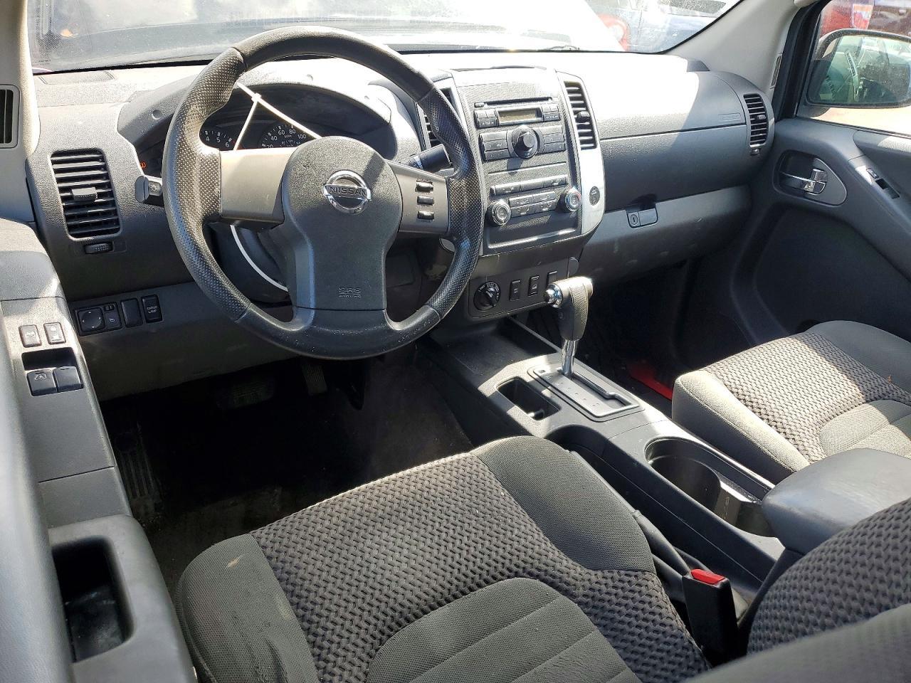 2011 Nissan Frontier SV V6