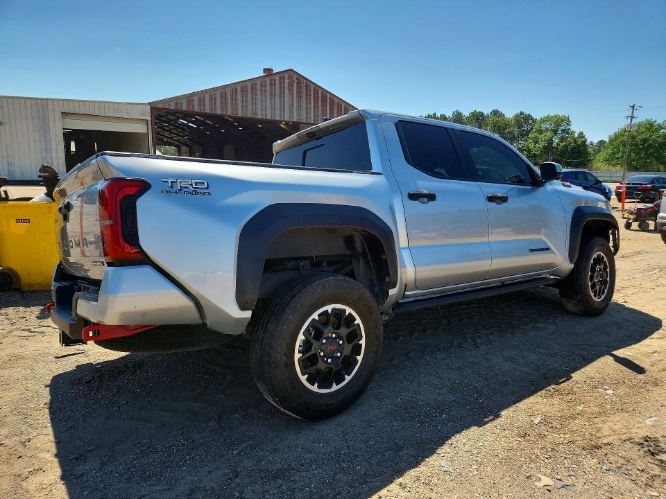 2025 Toyota Tacoma TRD OFF-ROAD HV