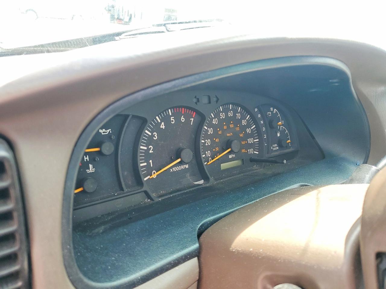 2002 Toyota Tundra SR5 V8