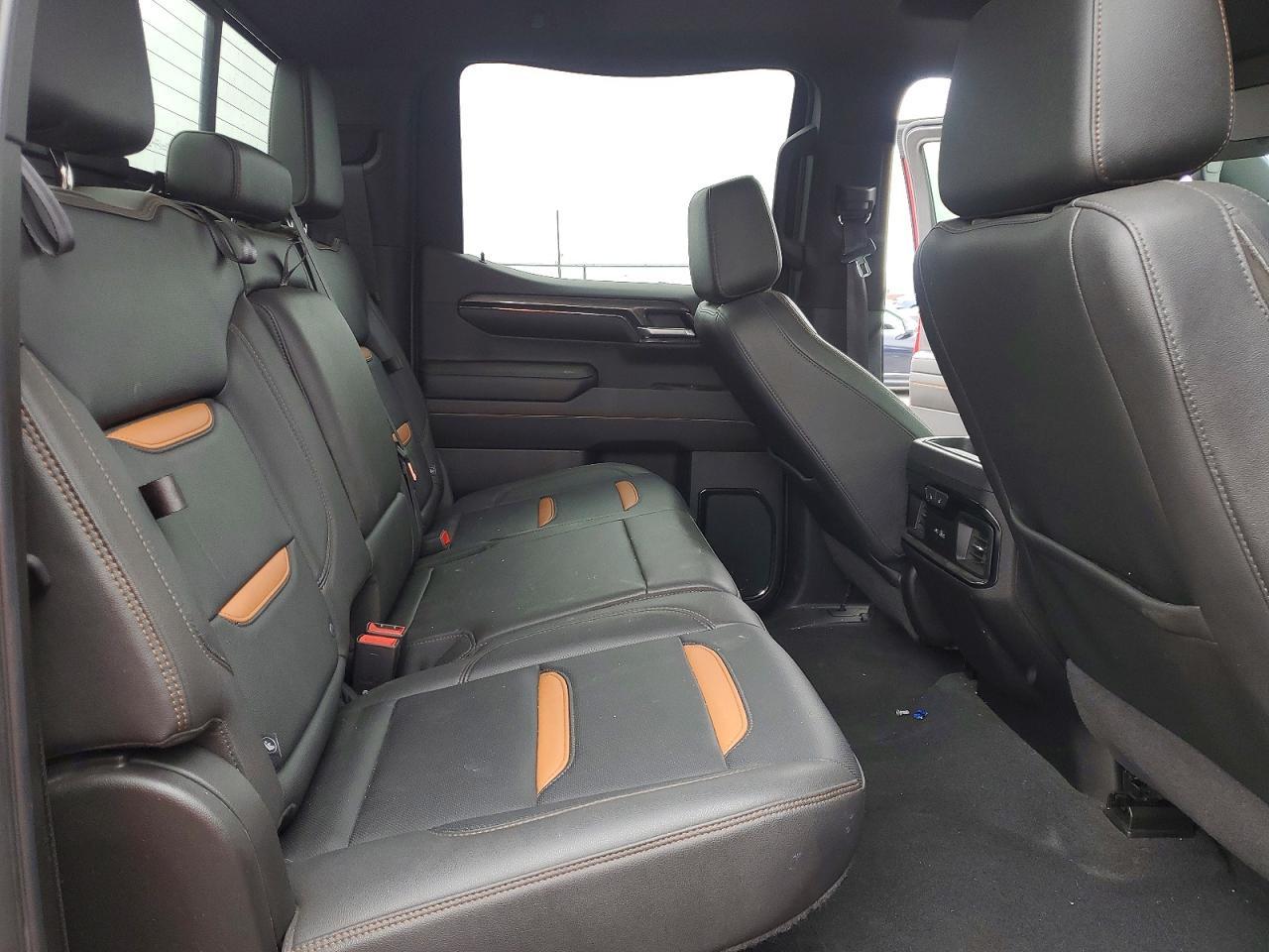 2022 GMC Sierra K1500 AT4