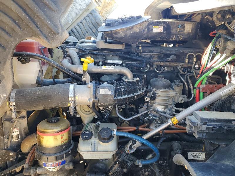 2018 Freigliner 2018 Freightliner Cascadia 125 Semi Truck