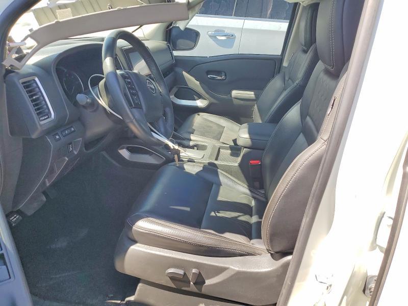 2024 Nissan Frontier SL