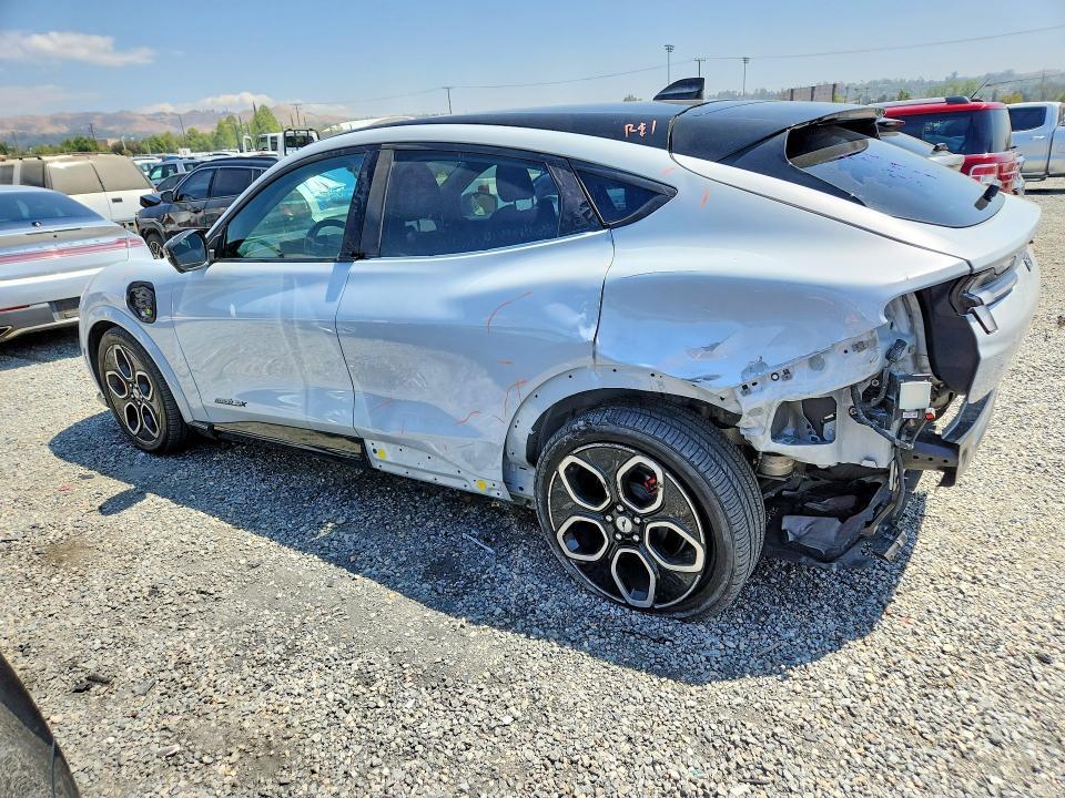 2022 Ford Mustang Mach-e gt