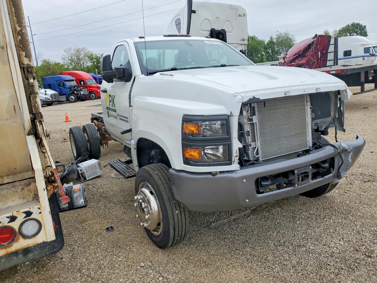 2022 Chevrolet Silverado Medium Duty