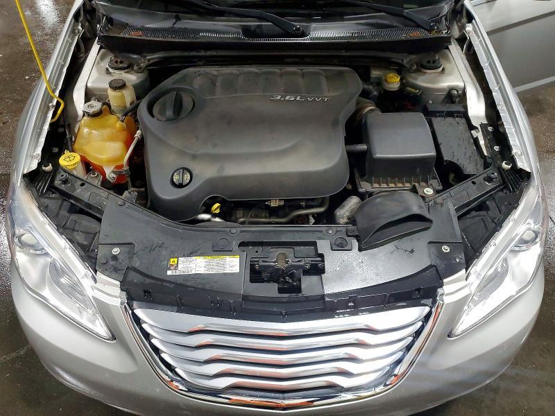2012 Chrysler 200 Limited