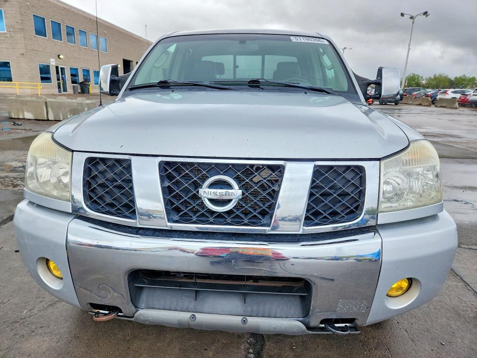 2004 Nissan Titan XE