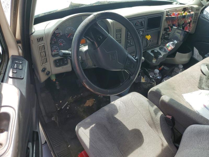 2018 International 4300 BOX Truck