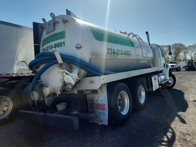 2004 Sterling 2004 Sterling AT9500 Tank Truck