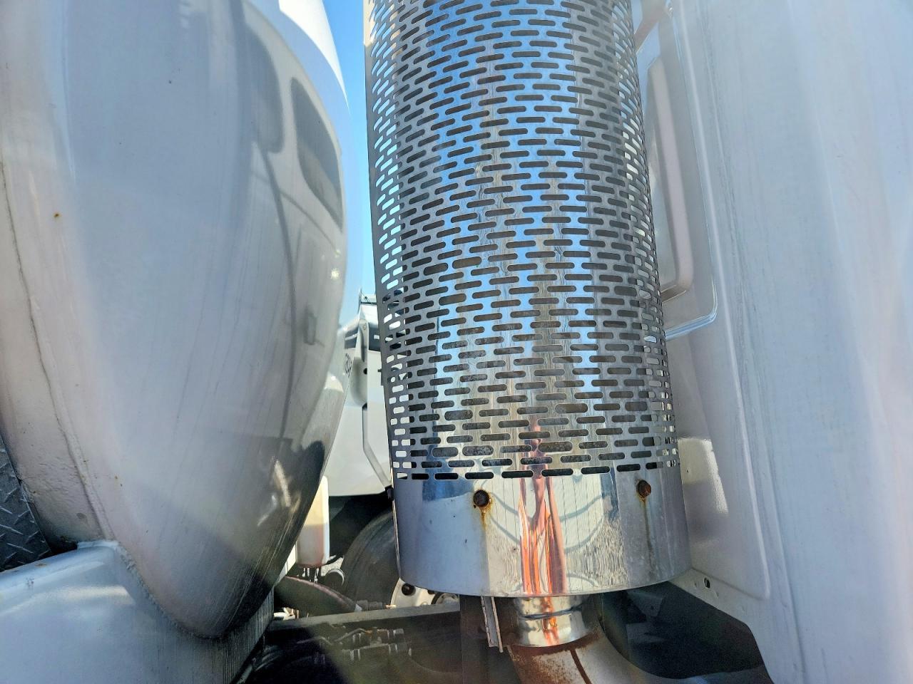 2004 Sterling 2004 Sterling AT9500 Tank Truck